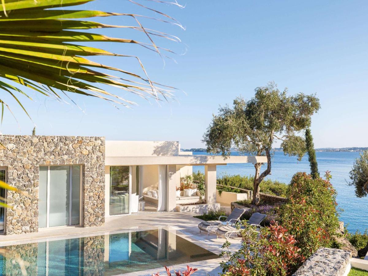 Corfu Imperial, A Resort to Live