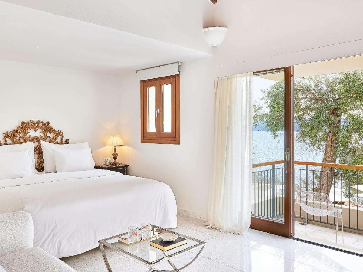 Corfu Imperial, A Resort to Live