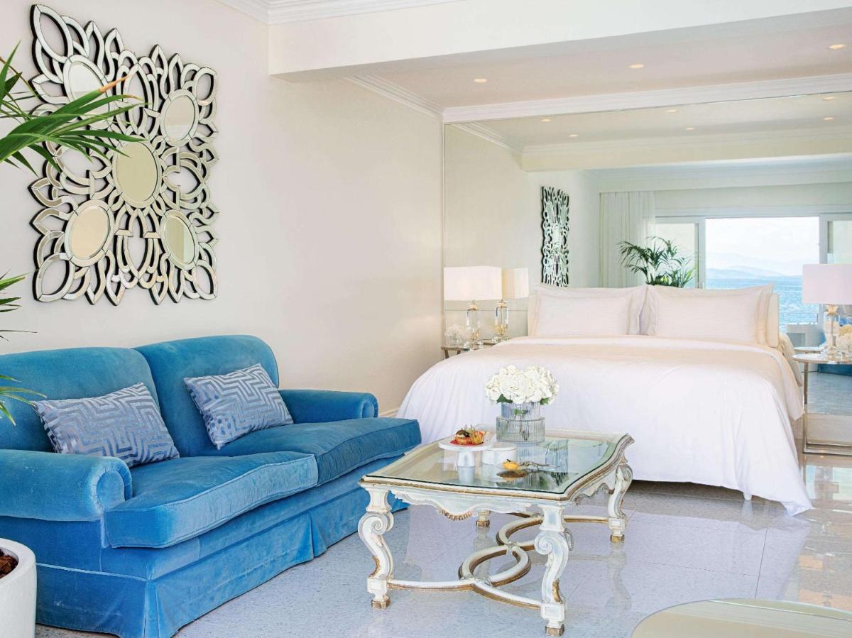 Corfu Imperial, A Resort to Live