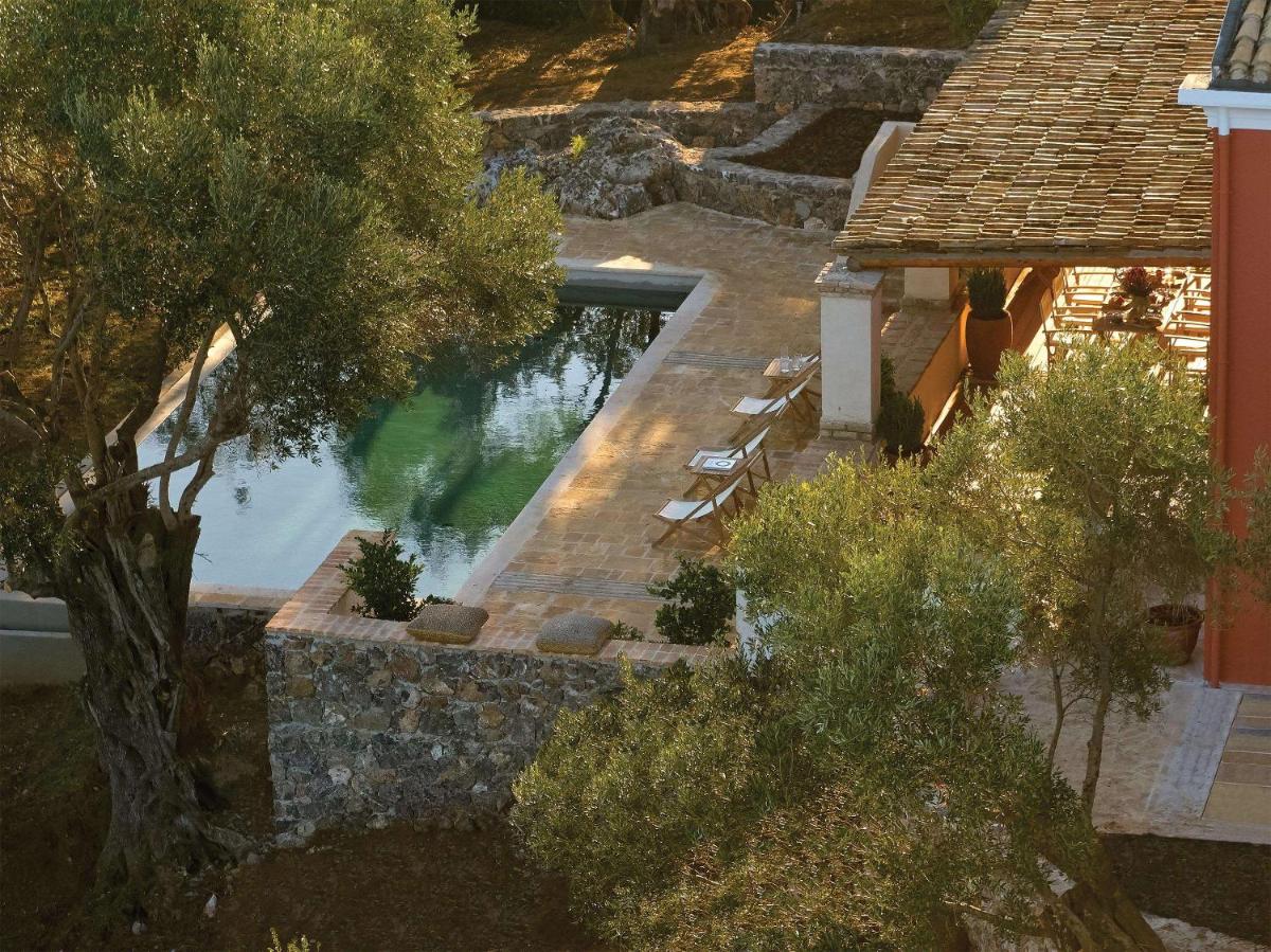Corfu Imperial, A Resort to Live