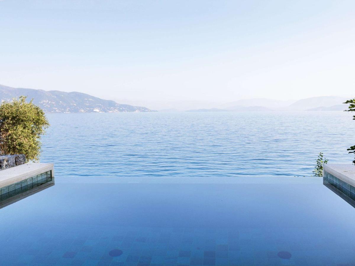 Corfu Imperial, A Resort to Live
