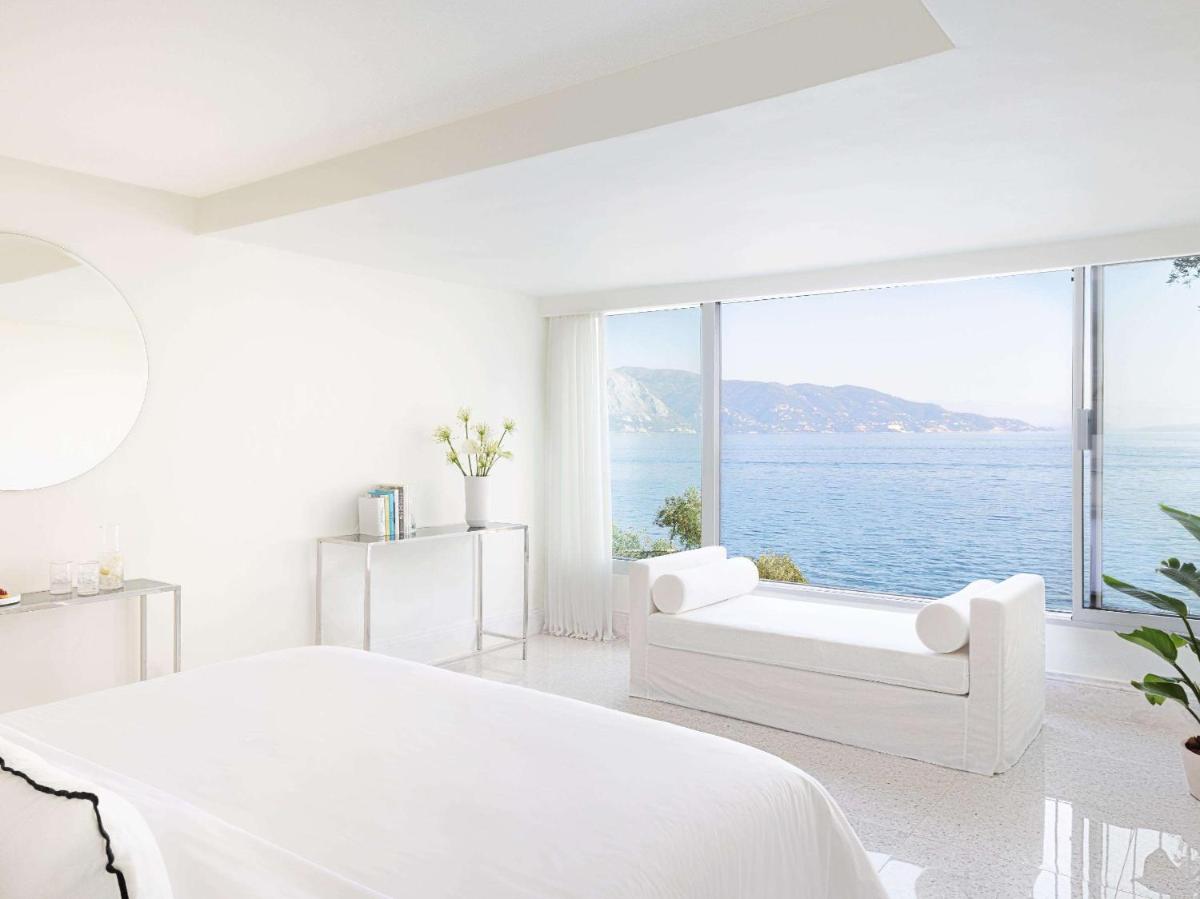 Corfu Imperial, A Resort to Live