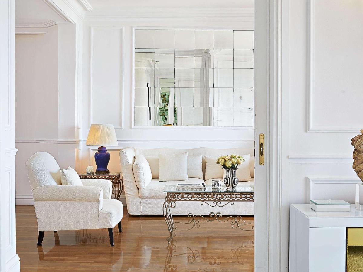 Corfu Imperial, A Resort to Live
