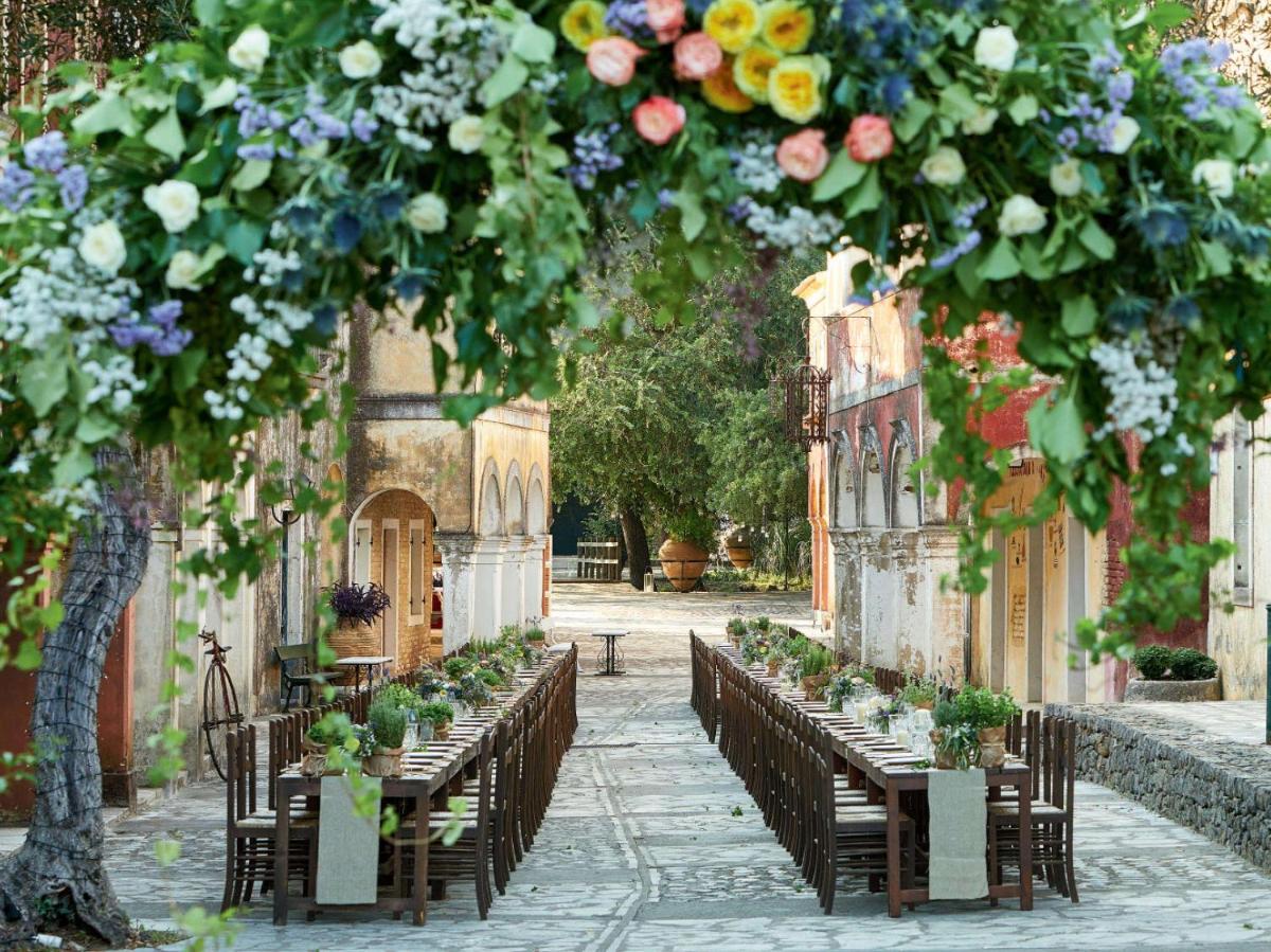 Corfu Imperial, A Resort to Live
