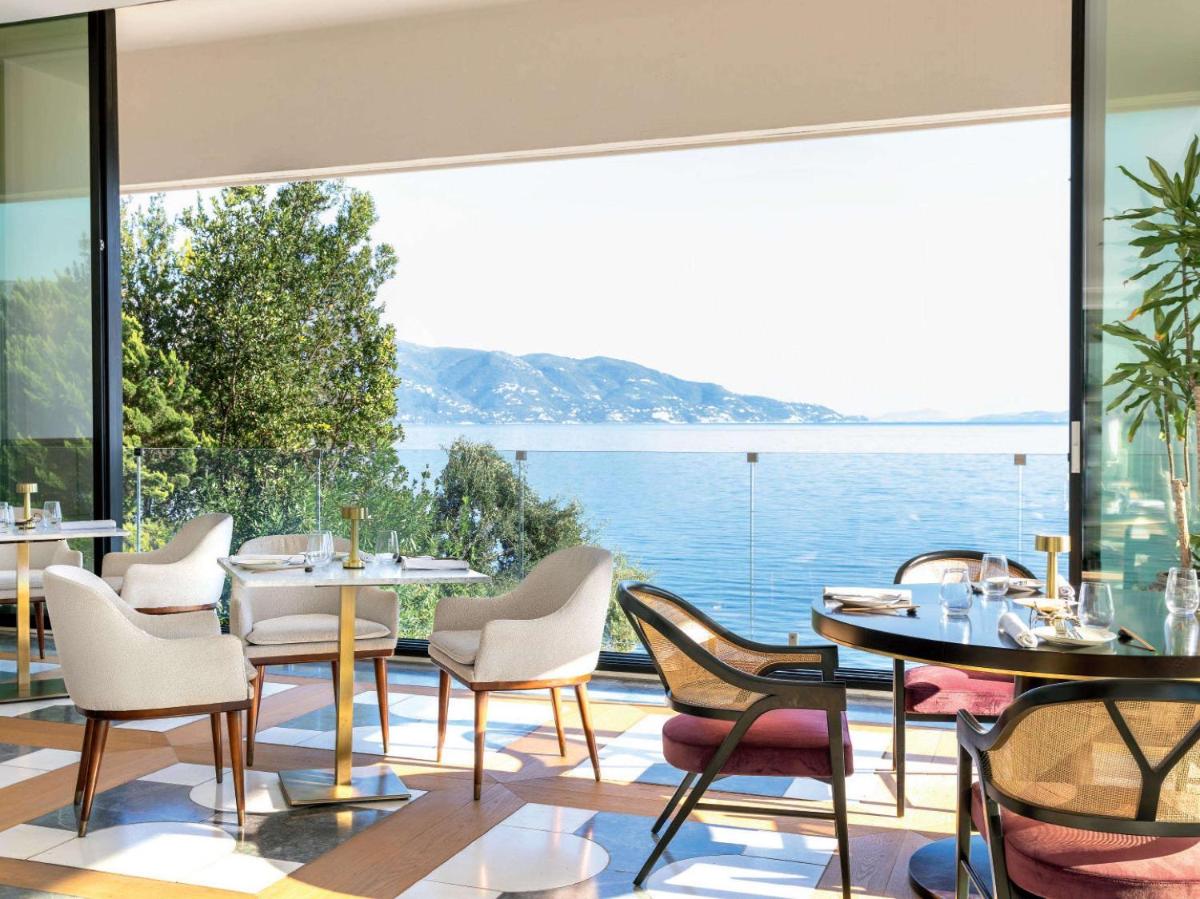 Corfu Imperial, A Resort to Live