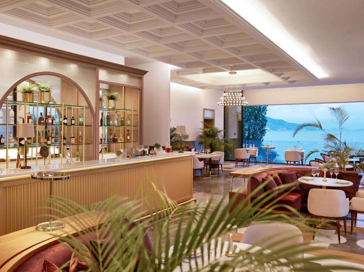 Corfu Imperial, A Resort to Live