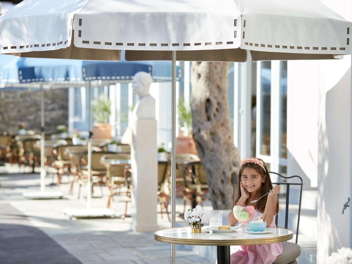 Corfu Imperial, A Resort to Live