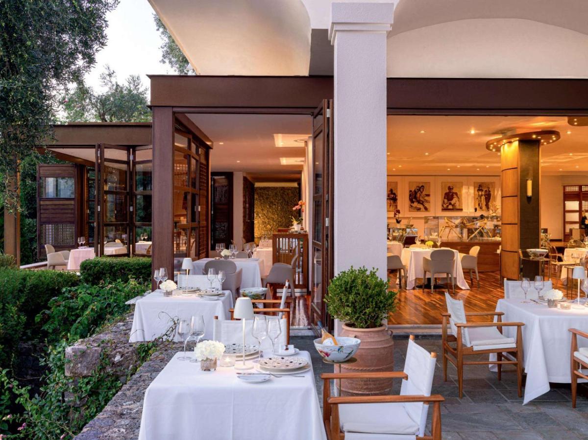 Corfu Imperial, A Resort to Live
