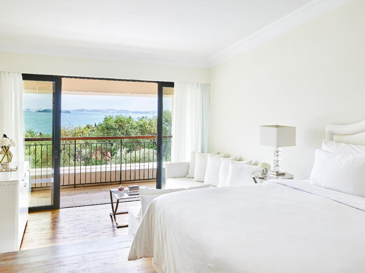 Corfu Imperial, A Resort to Live