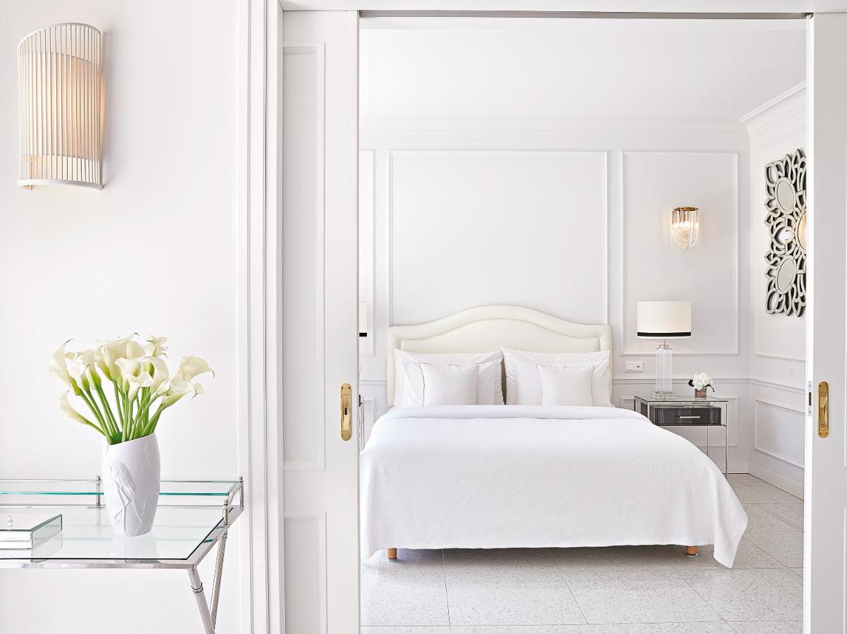 Corfu Imperial, A Resort to Live
