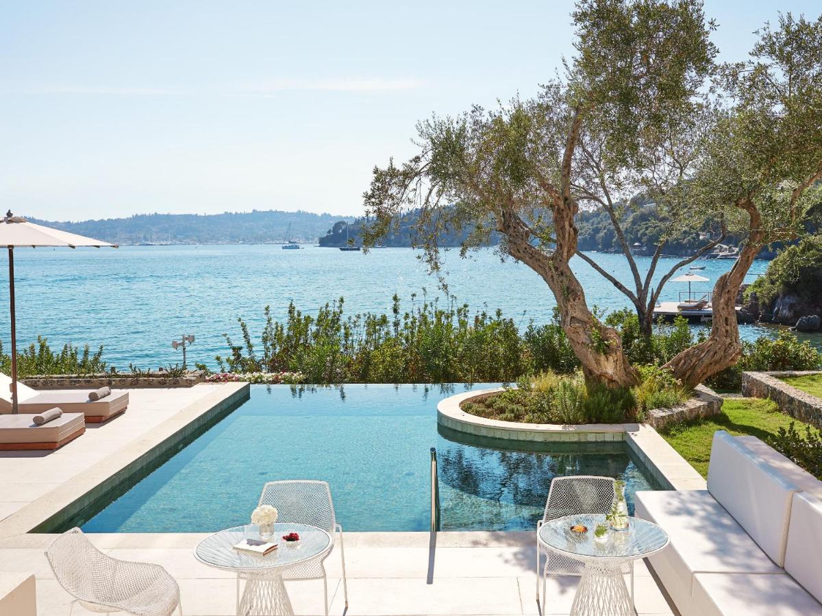 Corfu Imperial, A Resort to Live