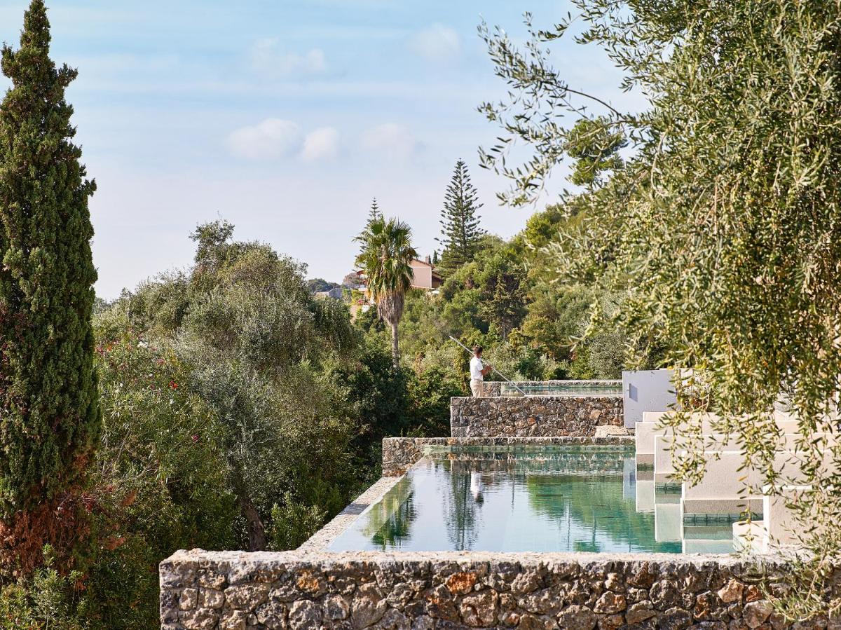 Corfu Imperial, A Resort to Live