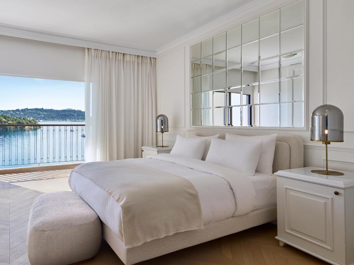 Corfu Imperial, A Resort to Live