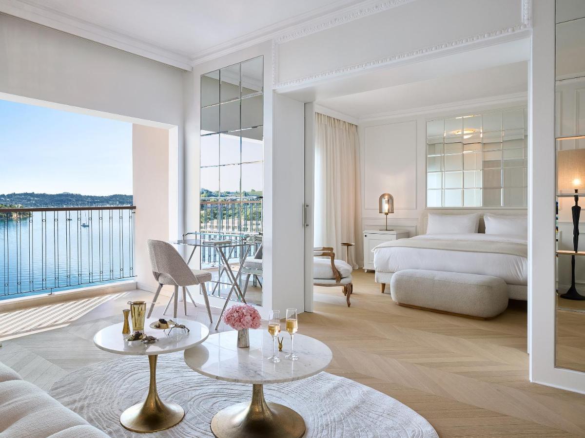 Corfu Imperial, A Resort to Live