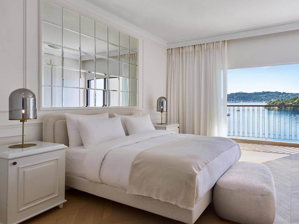 Corfu Imperial, A Resort to Live
