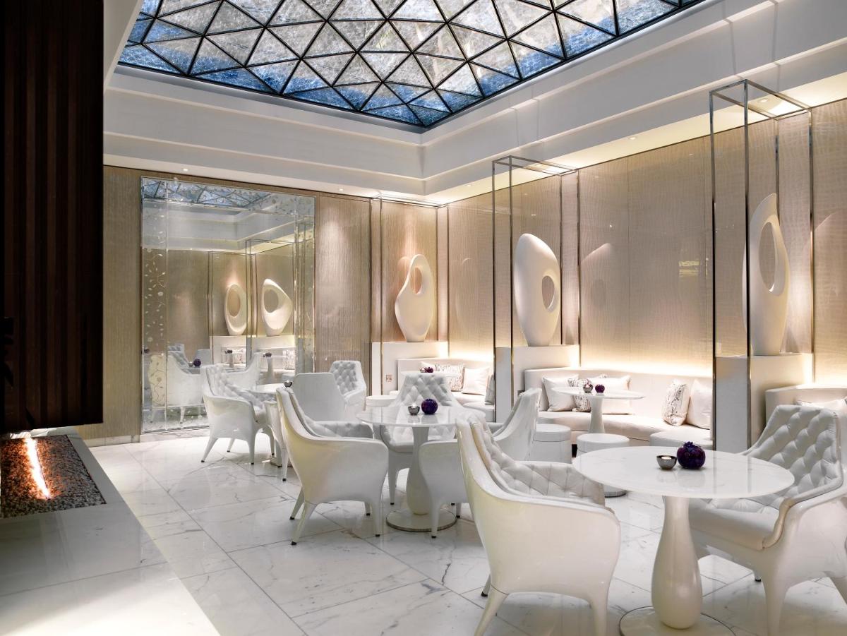 Corinthia London