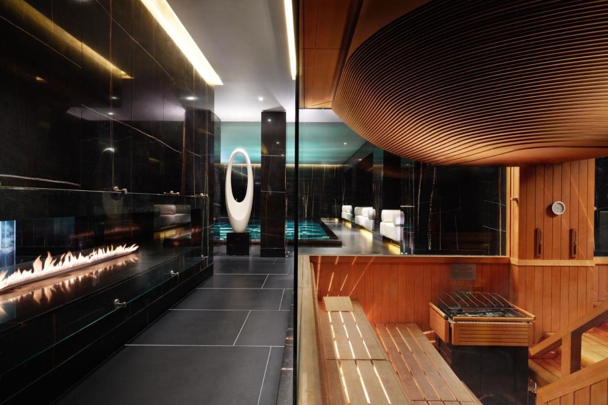 Corinthia London