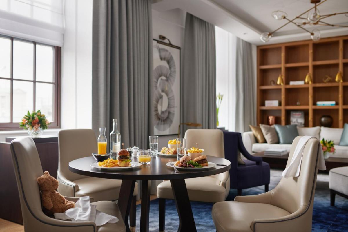 Corinthia London