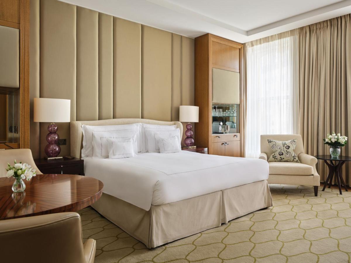 Corinthia London