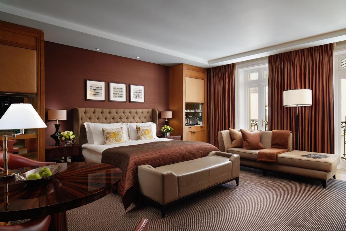 Corinthia London