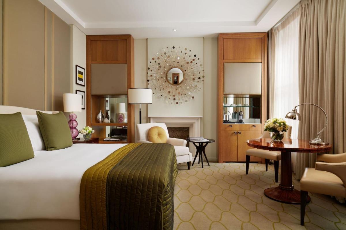 Corinthia London