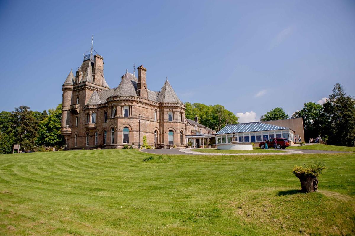 Cornhill Castle