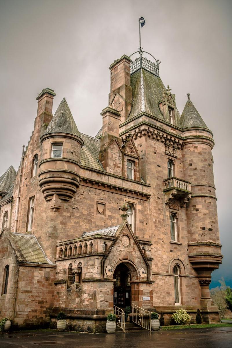 Cornhill Castle