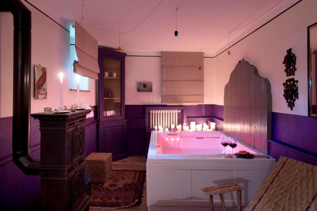 Corte della Maestà Antica Residenza