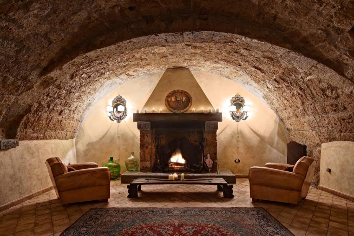 Corte della Maestà Antica Residenza