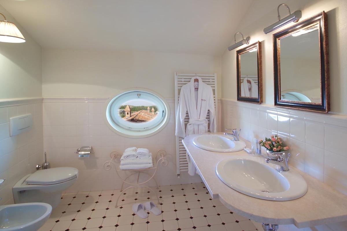Corte Gondina Boutique Hotel