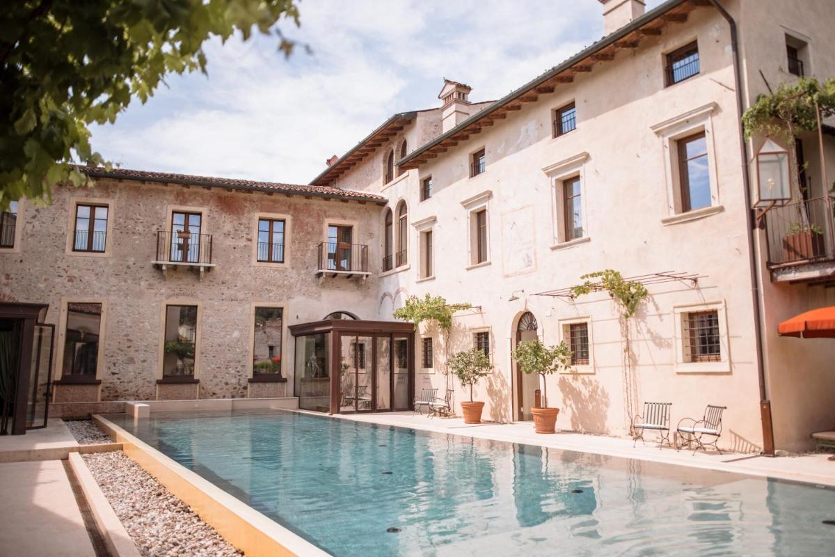 Corte Regia Relais & Spa