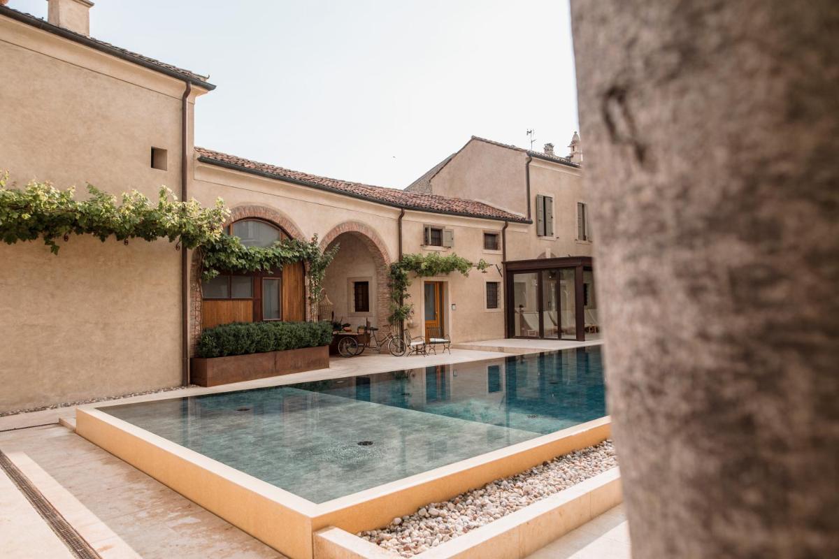 Corte Regia Relais & Spa