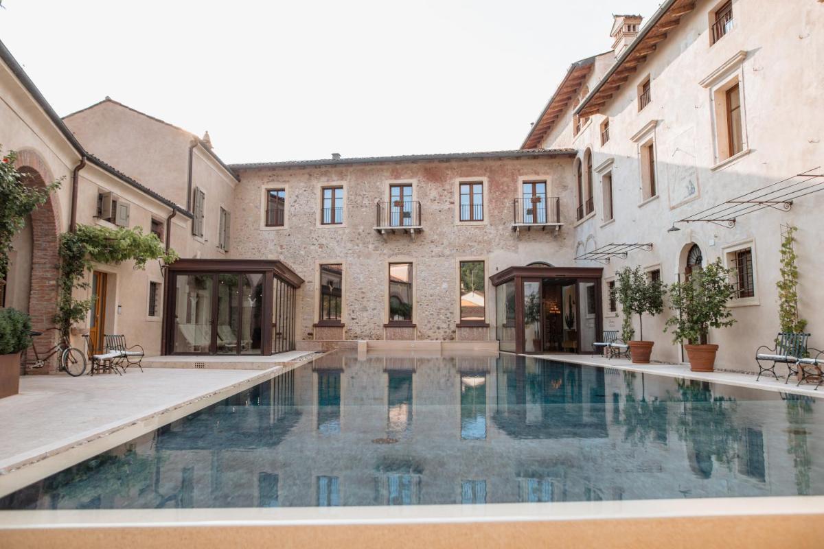 Corte Regia Relais & Spa