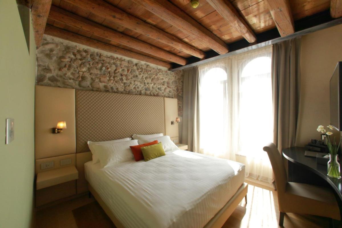 Corte Regia Relais & Spa