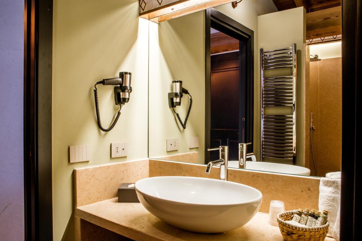 Corte Regia Relais & Spa