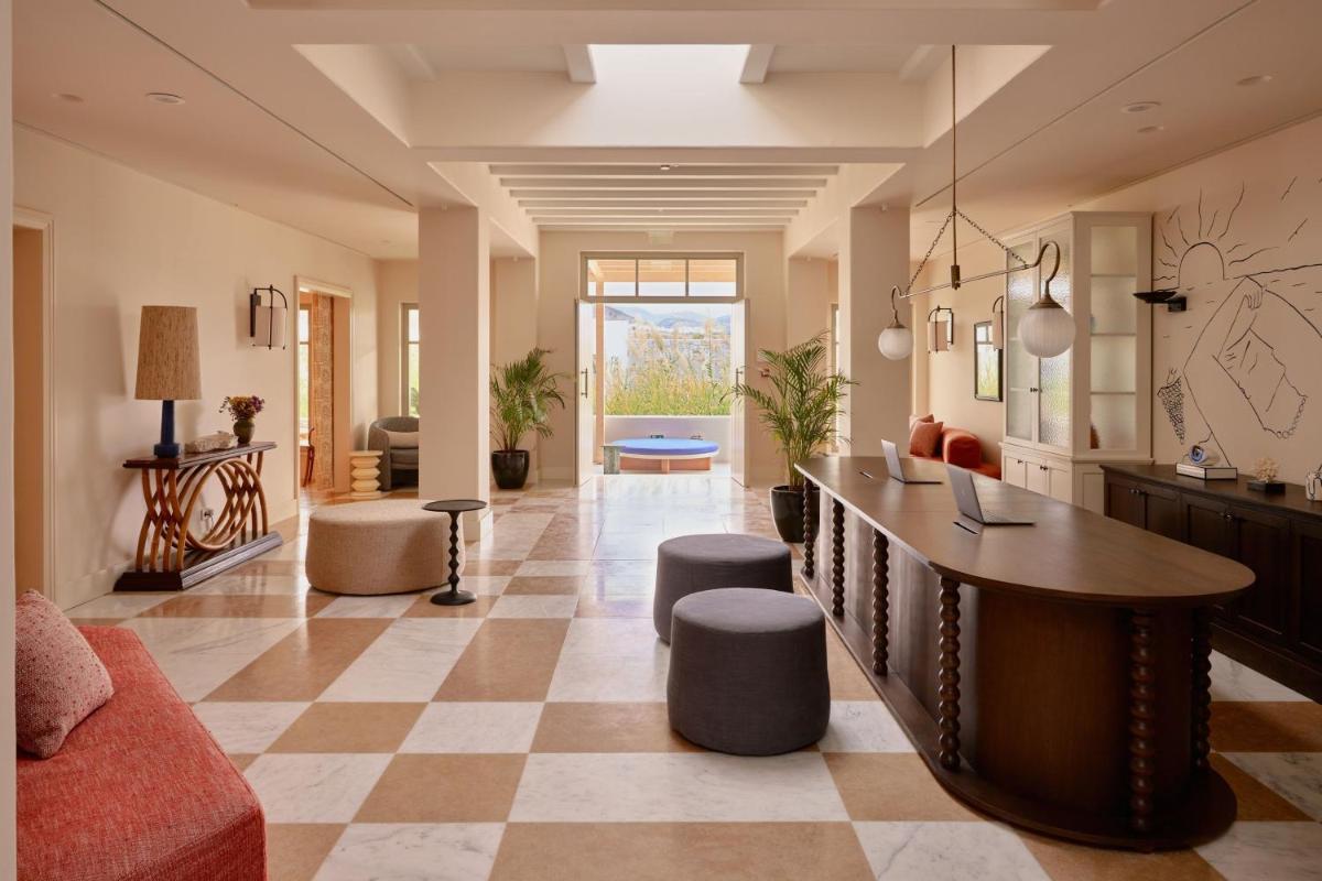 Cosme, a Luxury Collection Resort, Paros