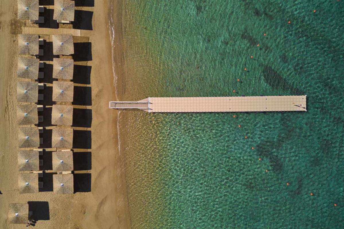 Cosme, a Luxury Collection Resort, Paros