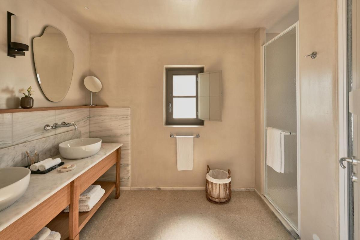 Cosme, a Luxury Collection Resort, Paros