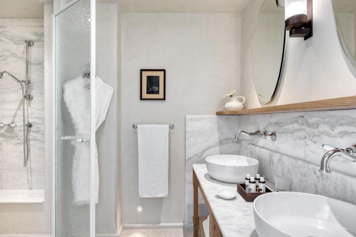 Cosme, a Luxury Collection Resort, Paros