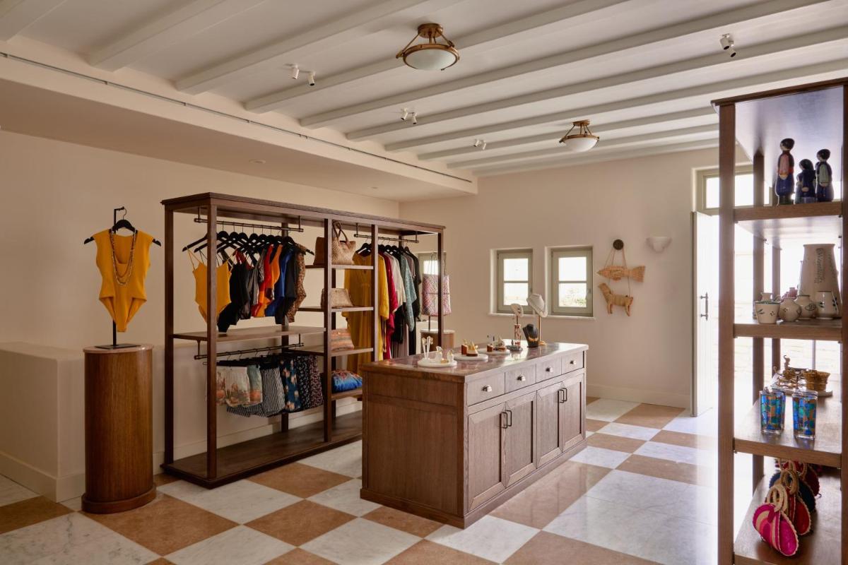 Cosme, a Luxury Collection Resort, Paros