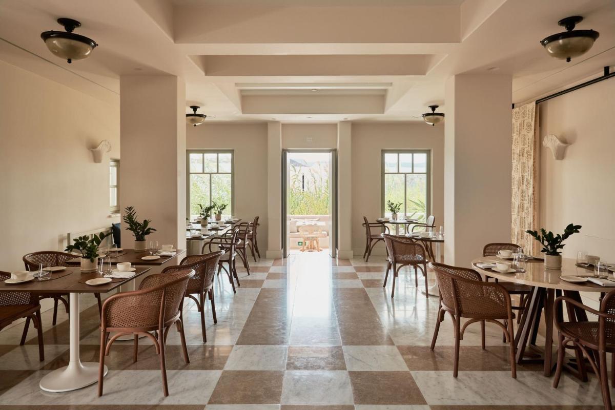 Cosme, a Luxury Collection Resort, Paros