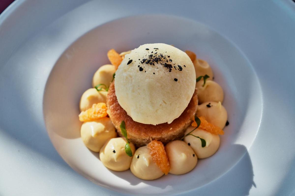 Cosme, a Luxury Collection Resort, Paros