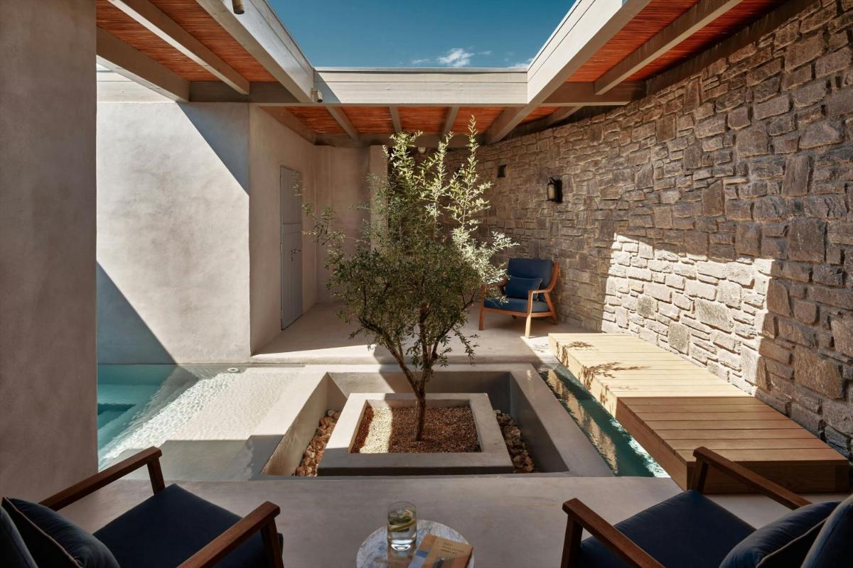 Cosme, a Luxury Collection Resort, Paros