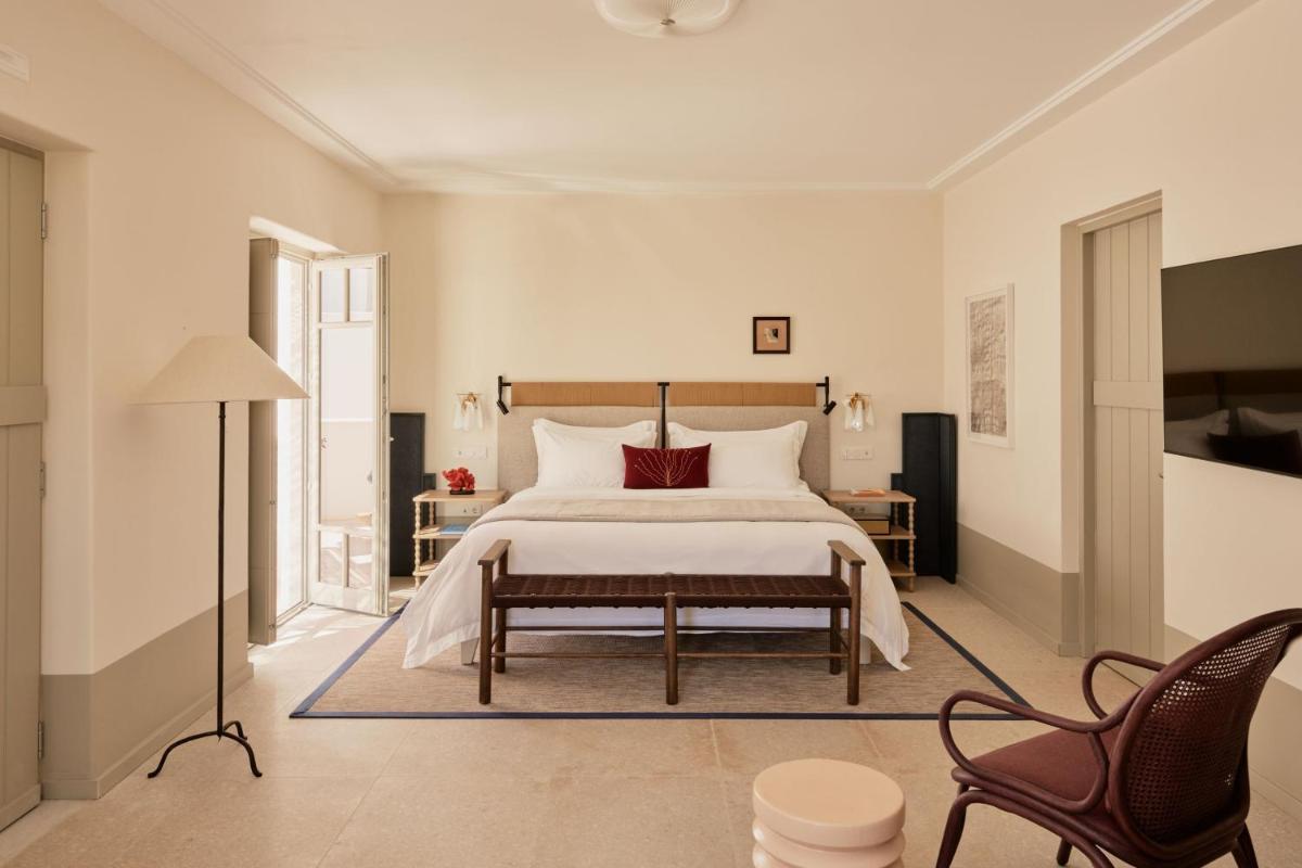 Cosme, a Luxury Collection Resort, Paros