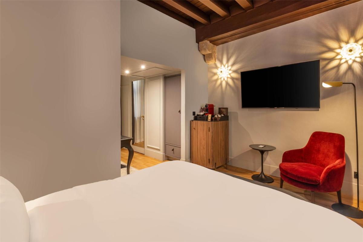 Cour des Loges Lyon, A Radisson Collection Hotel