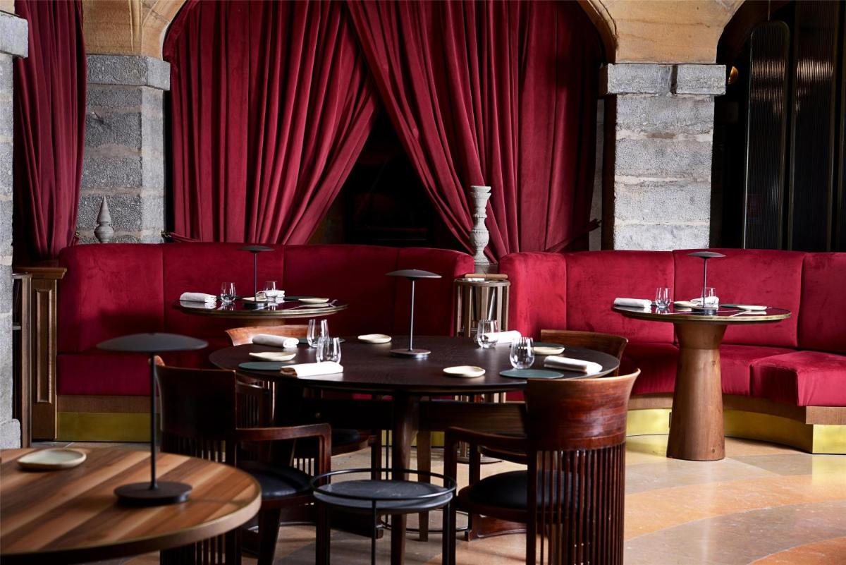 Cour des Loges Lyon, A Radisson Collection Hotel