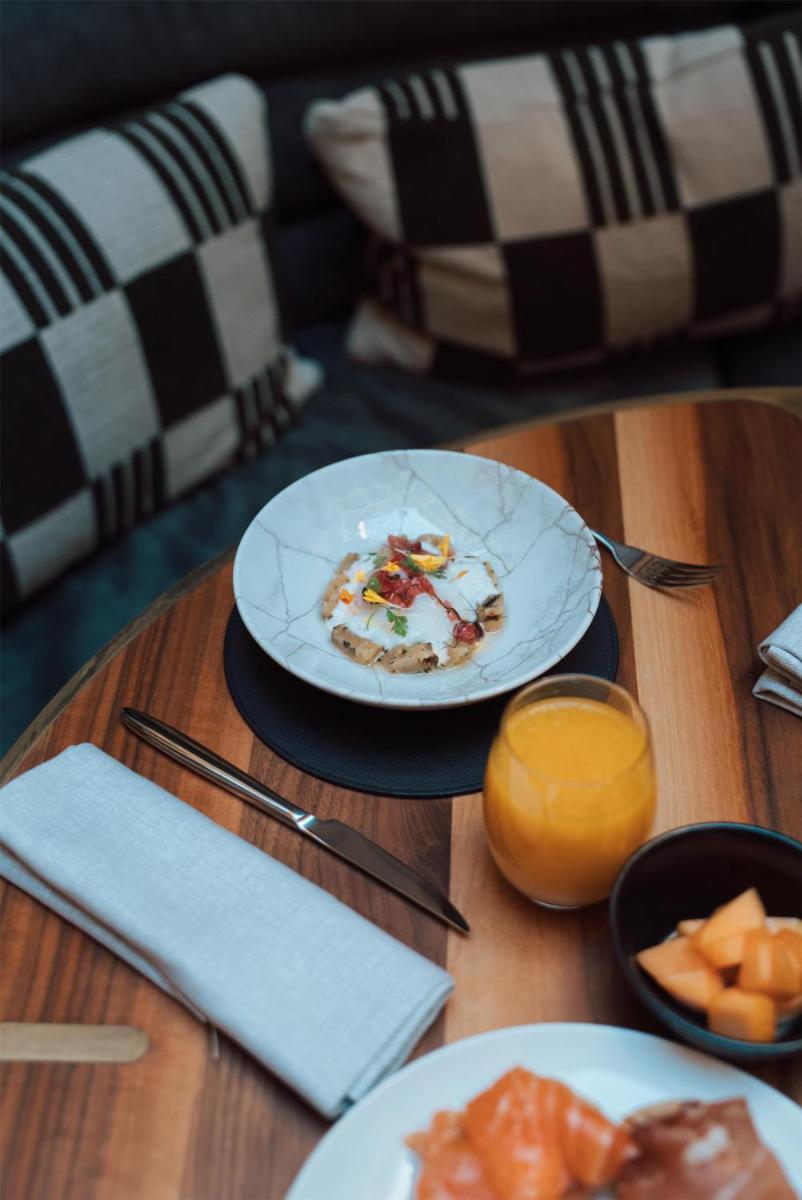 Cour des Loges Lyon, A Radisson Collection Hotel