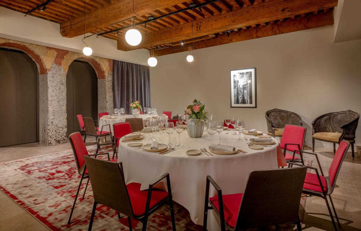 Cour des Loges Lyon, A Radisson Collection Hotel