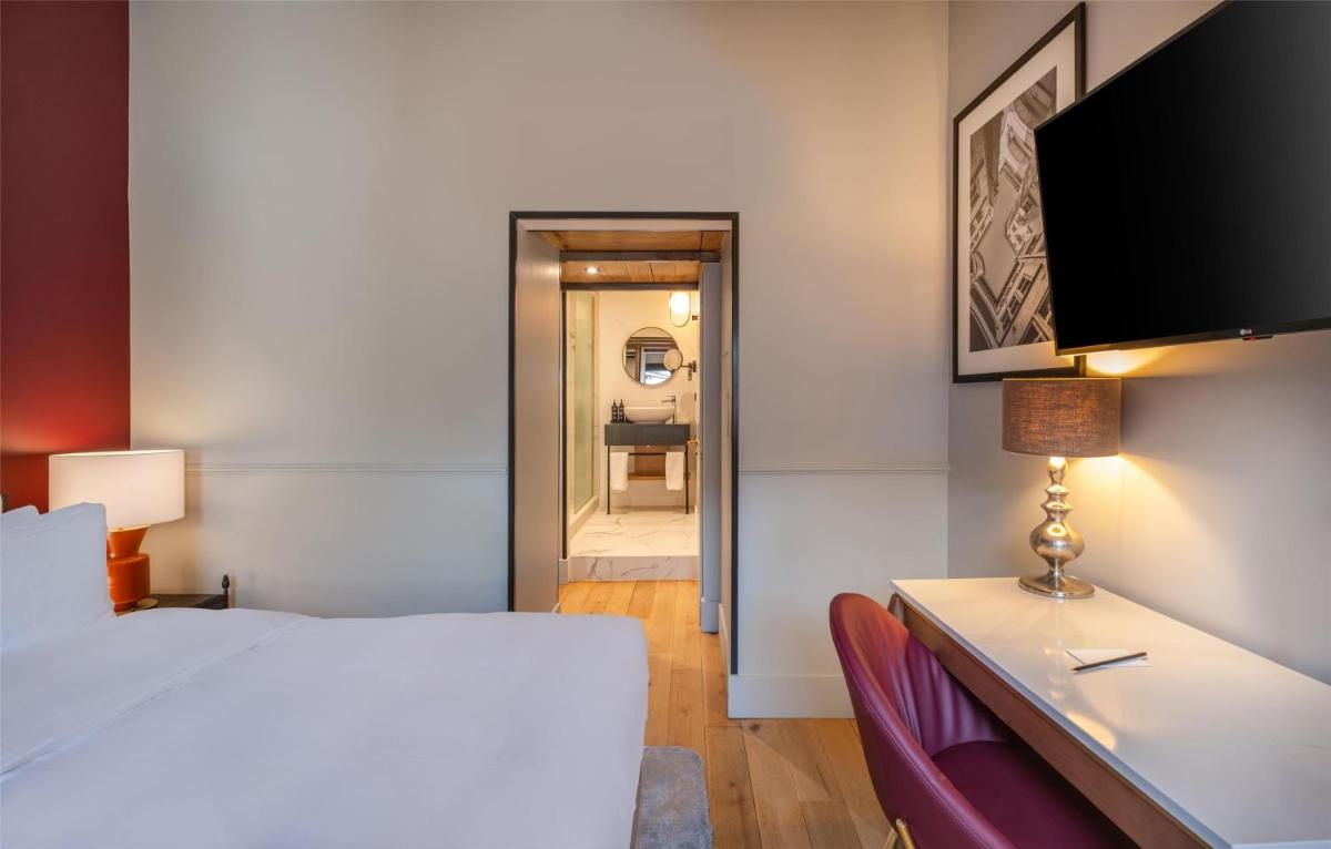 Cour des Loges Lyon, A Radisson Collection Hotel