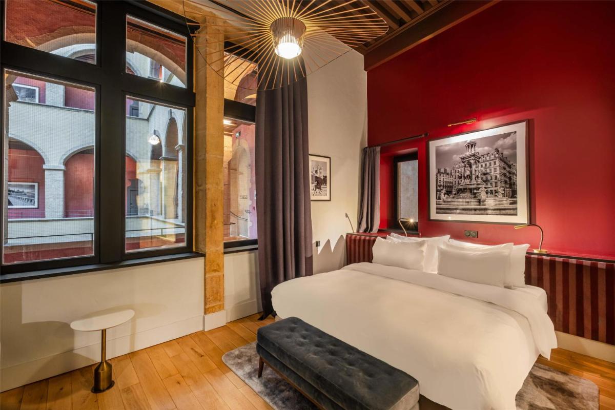 Cour des Loges Lyon, A Radisson Collection Hotel